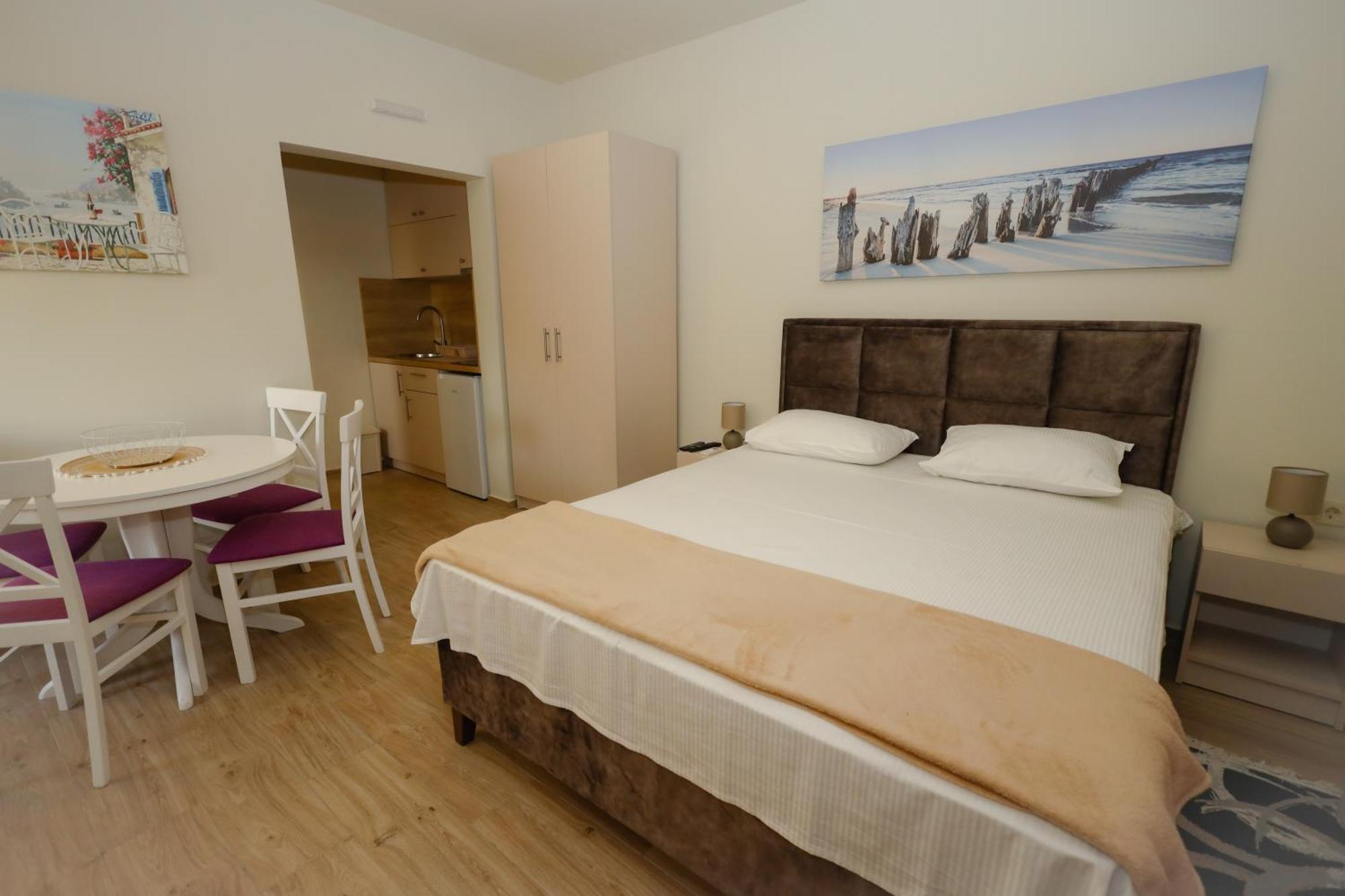 Apartments Milanovic 赫尔采格诺维 外观 照片