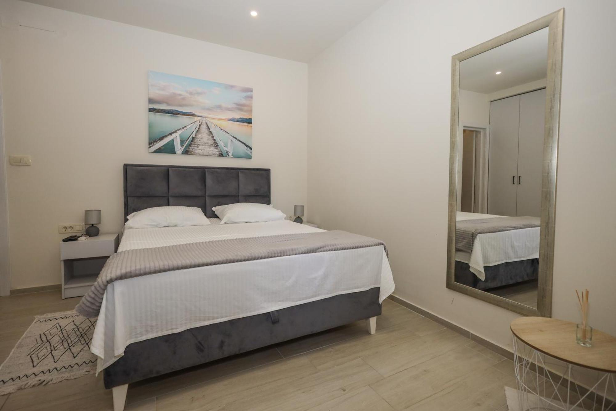 Apartments Milanovic 赫尔采格诺维 客房 照片