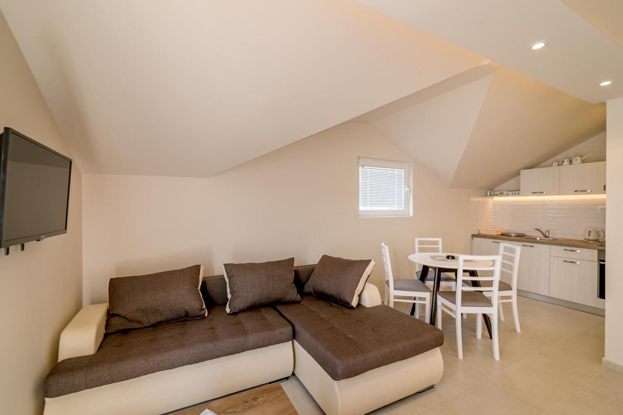 Apartments Milanovic 赫尔采格诺维 客房 照片